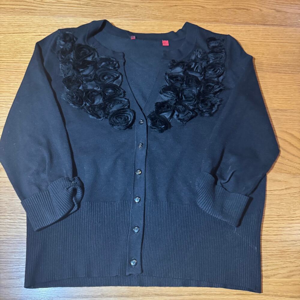 Vintage RED sweater Sz L Black 3 D Roses V Neck  Cardigan button up 3/4 sleeve